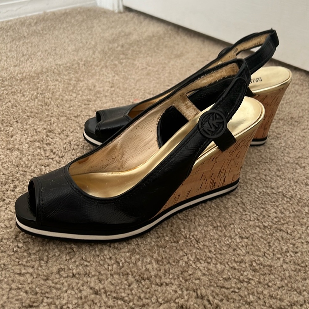 Michaell Kors black wedge shoes